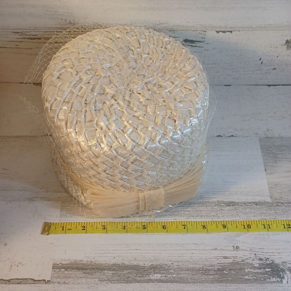 Vintage Raffia White Hats With Netting Original Sears Roebuck And Company box - Picture 7 of 13
